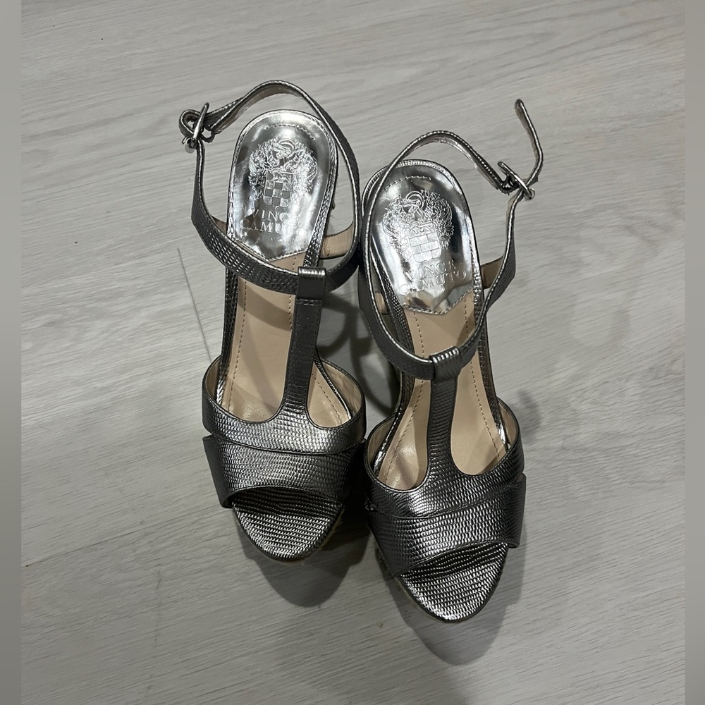 Vince Camaro Silver metallic wedge espadrille size 6